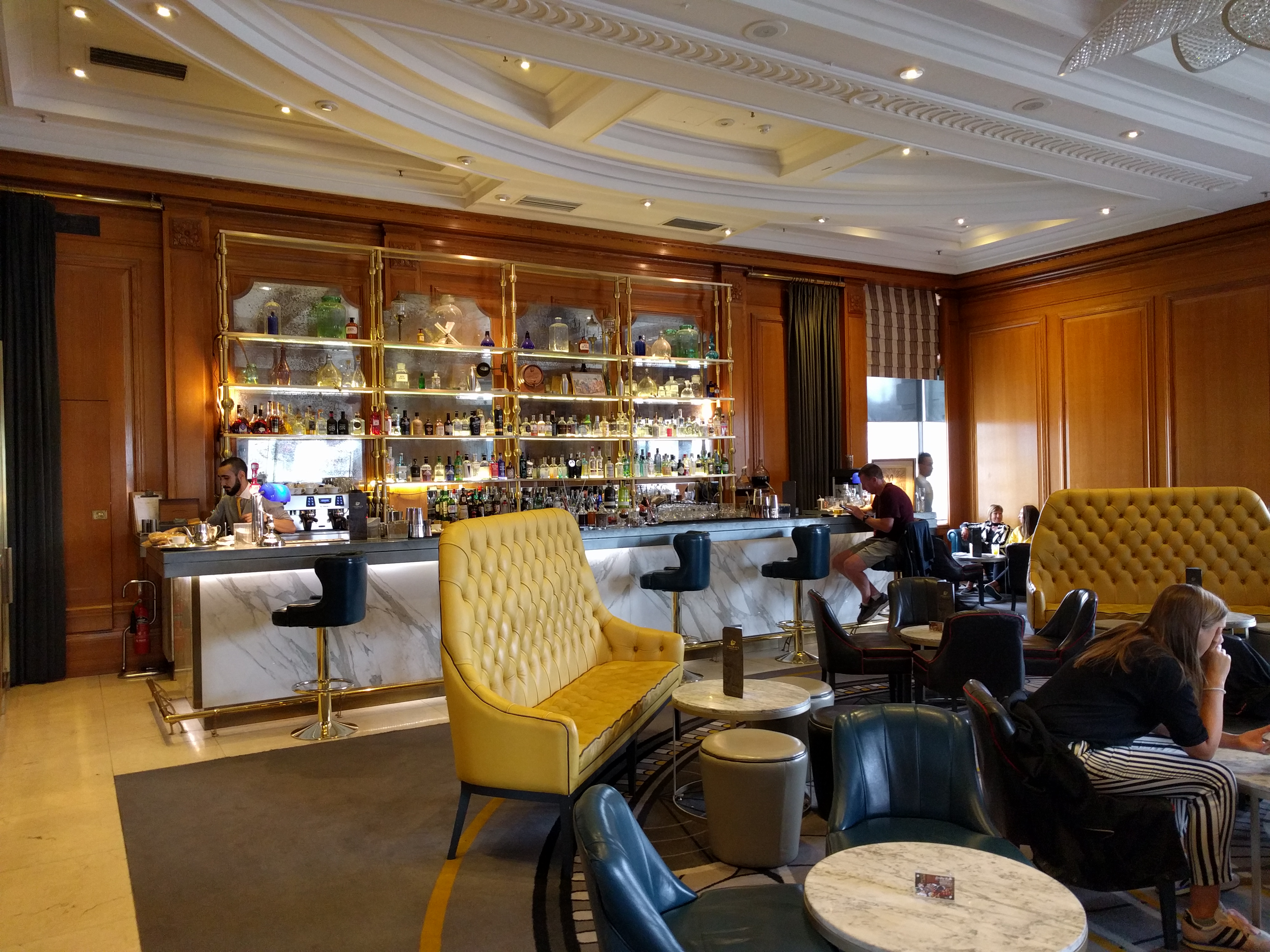 bar 1